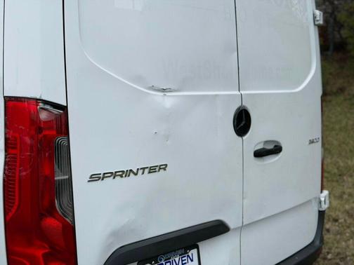 2020 Mercedes-Benz Sprinter 2500 Standard Roof