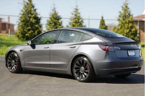 2023 Tesla Model 3 Performance