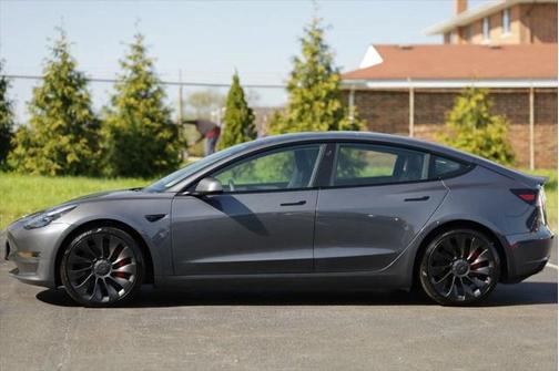 2023 Tesla Model 3 Performance