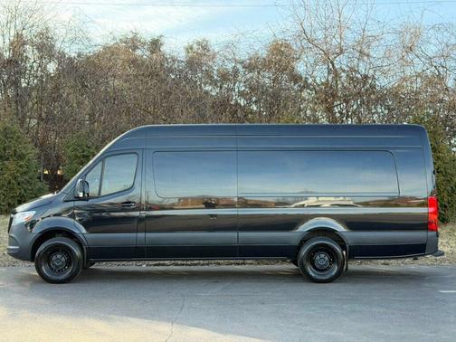2023 Mercedes-Benz Sprinter 2500 High Roof