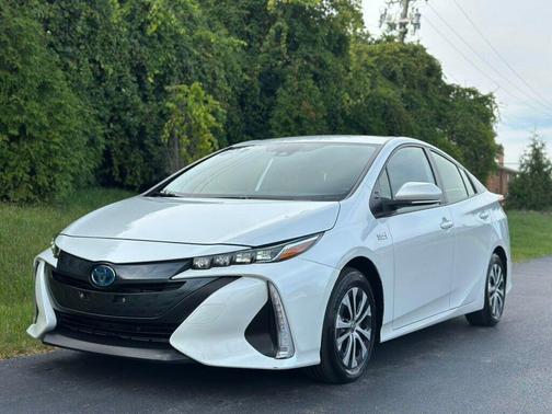 2022 Toyota Prius Prime LE