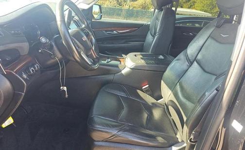 2016 Cadillac Escalade Luxury