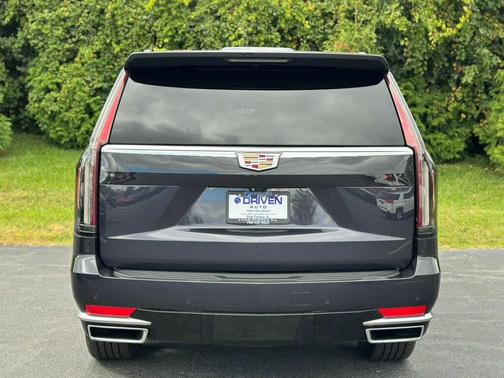 2022 Cadillac Escalade Premium Luxury Platinum