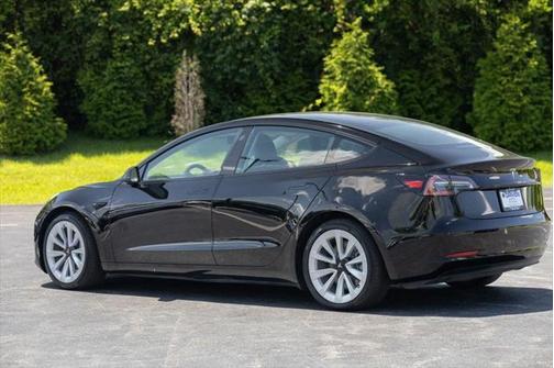 2022 Tesla Model 3 Standard Range