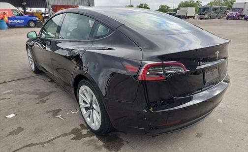 2022 Tesla Model 3 Standard Range