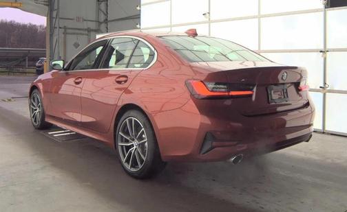 2019 BMW 330 i xDrive