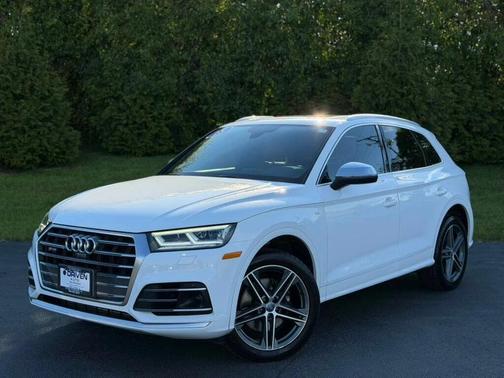 Ibis White 2018 Audi SQ5 3.0T Prestige