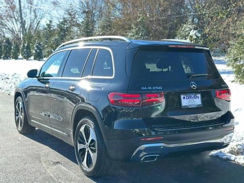 2024 Mercedes-Benz GLB 250 4MATIC