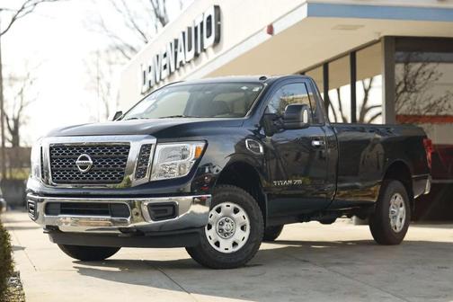 2017 Nissan Titan XD SV