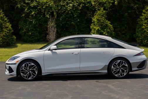 2023 Hyundai IONIQ 6 Limited