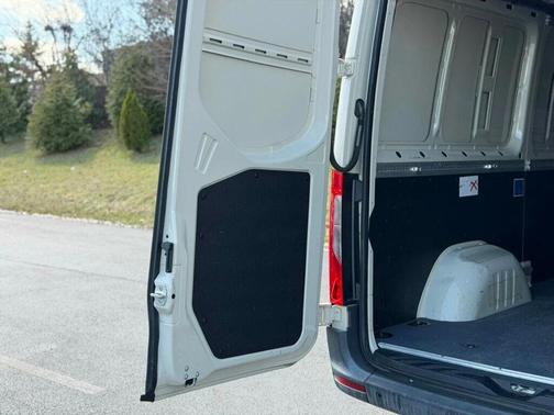 2021 Mercedes-Benz Sprinter 2500 Standard Roof