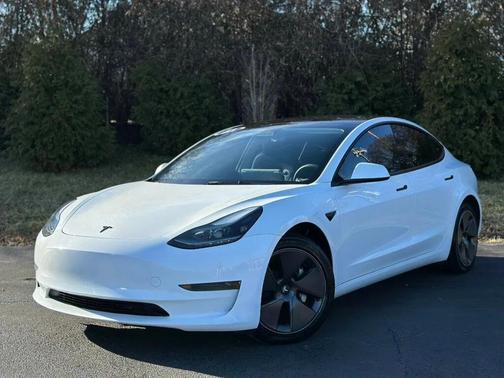 2023 Tesla Model 3 Standard Range