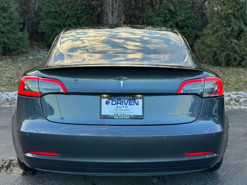 2018 Tesla Model 3 Performance