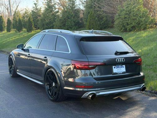 Manhattan Gray Metallic 2018 Audi A4 2.0T Prestige