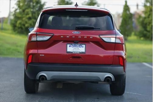 2022 Ford Escape SE