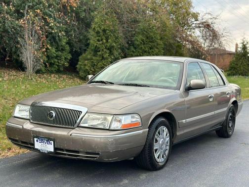 2005 Mercury Grand Marquis 4dr Sedan GS