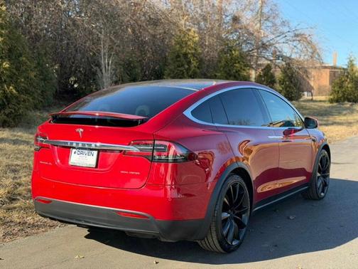 2020 Tesla Model X Long Range Plus AWD