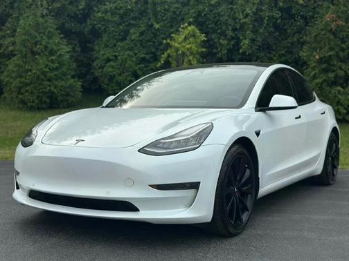 2020 Tesla Model 3 Standard Range Plus