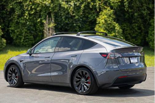 2023 Tesla Model Y Performance AWD