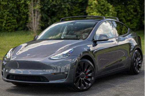 2023 Tesla Model Y Performance AWD