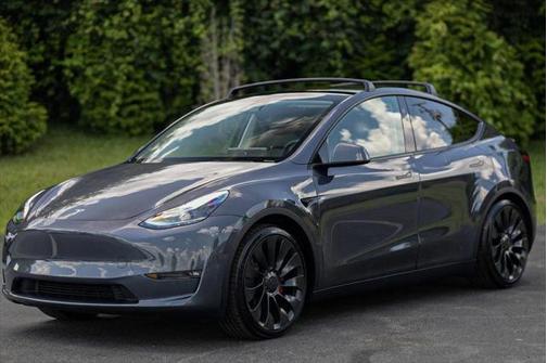 2023 Tesla Model Y Performance AWD