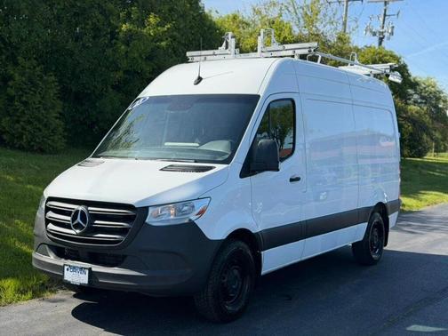 Arctic White 2023 Mercedes-Benz Sprinter 2500 Standard Roof