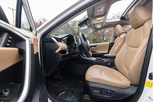2021 Toyota RAV4 Hybrid XLE Premium