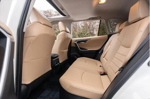 2021 Toyota RAV4 Hybrid XLE Premium