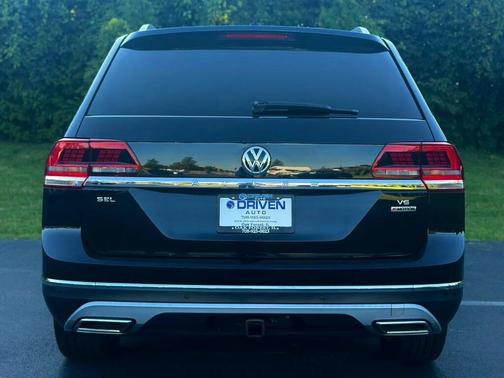 2018 Volkswagen Atlas 3.6L SEL Premium