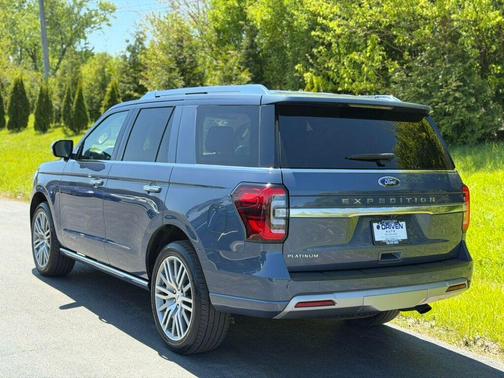 Infinite Blue Metallic Tinted Clearcoat 2022 Ford Expedition Platinum 4x4
