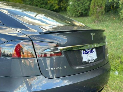 2018 Tesla Model S P100D