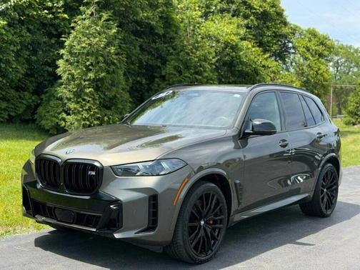 Manhattan Green Metallic 2024 BMW X5 M60i Sports Activity Vehicle