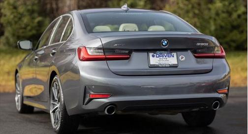 2022 BMW 330 i xDrive