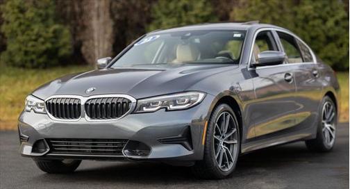 2022 BMW 330 i xDrive