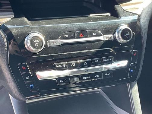 Gray Metallic 2023 Ford Explorer Limited