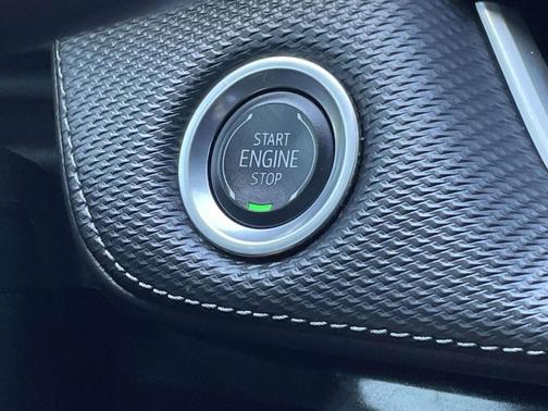 Summit White 2025 Chevrolet Equinox LT