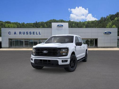 Oxford White 2025 Ford F-150 XLT