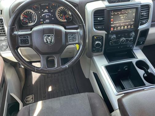 Brilliant Black Crystal Pearlcoat 2015 RAM 1500 Big Horn