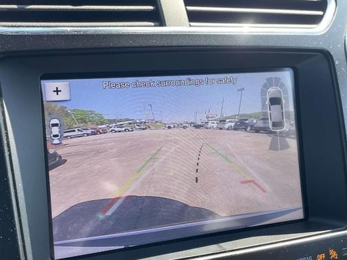 White Platinum 2019 Ford Explorer Platinum