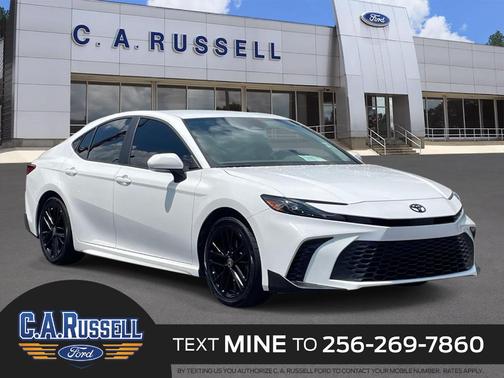 Ice 2025 Toyota Camry SE