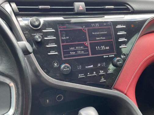 Wind Chill Pearl 2019 Toyota Camry XSE