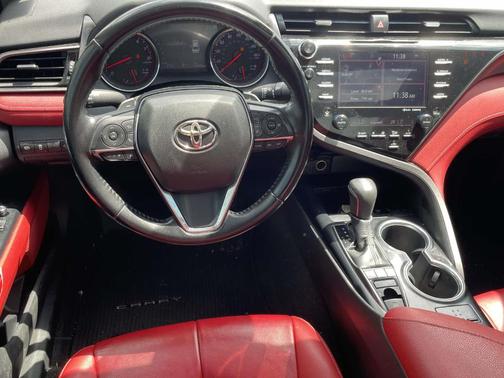 Wind Chill Pearl 2019 Toyota Camry XSE