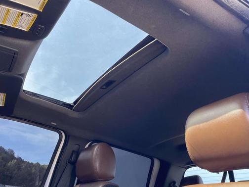 White Platinum Clearcoat Metallic 2015 Ford F-250 Platinum