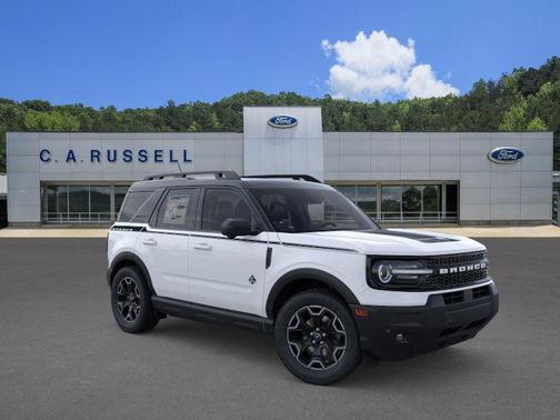 Oxford White 2025 Ford Bronco Sport Outer Banks