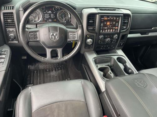 Bright White Clearcoat 2017 RAM 1500 Rebel