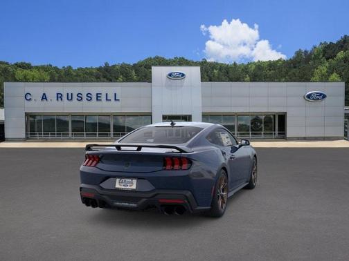 2026 Ford Mustang Dark Horse