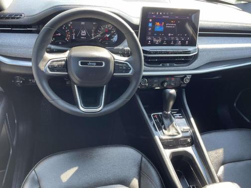 Hydro Blue Pearlcoat 2024 Jeep Compass Latitude Lux