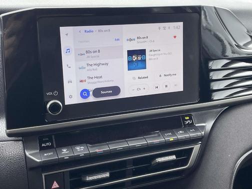 UNDERGROUND 2025 Toyota Camry LE