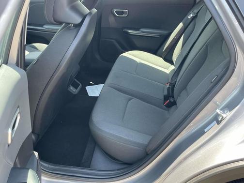 Steel Gray 2025 Kia K4