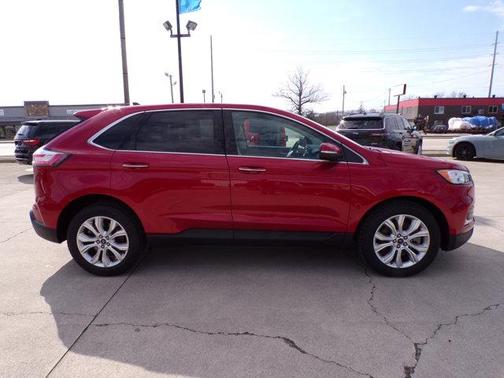 2021 Ford Edge Titanium